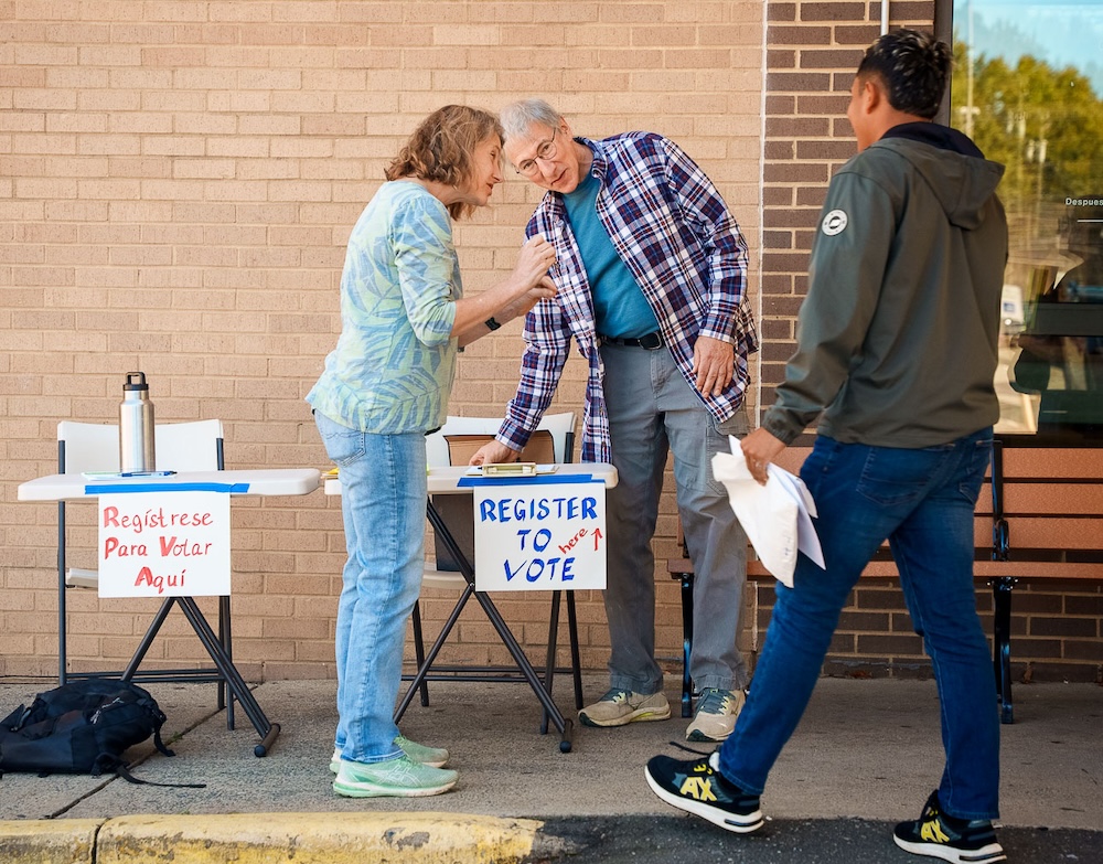 voter registration at Lincoln Health Center